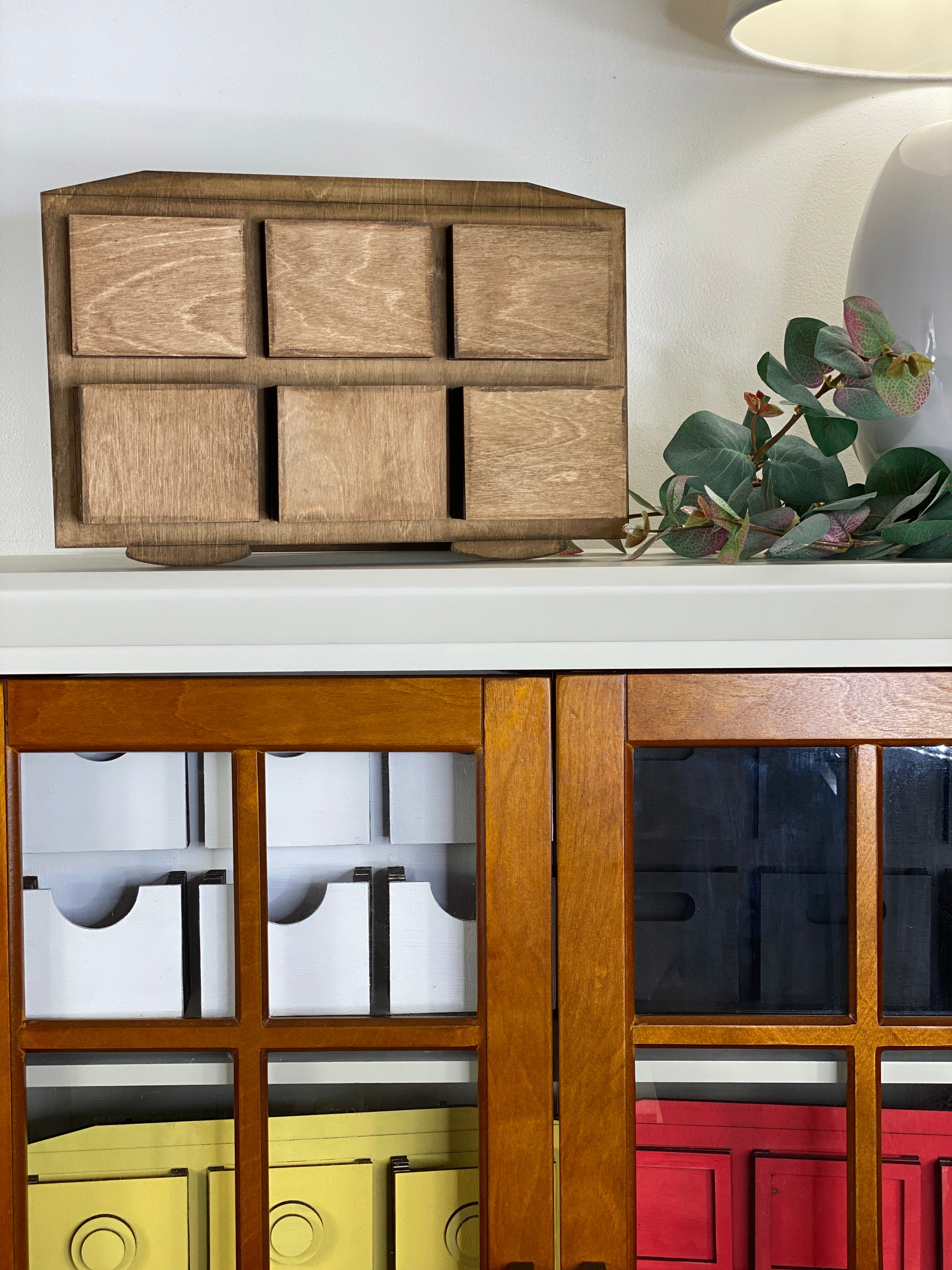 DIY Kit Apothecary Cabinet – The Crafty Ladder